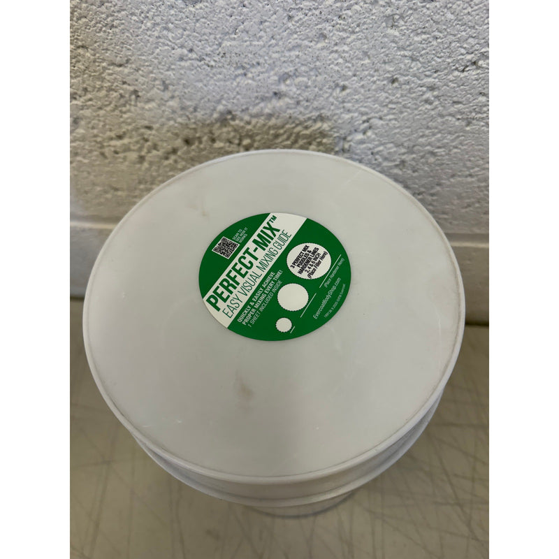 Evercoat Body Shop Extra Strength Fiberglass Filler for Rust Repair& Holes 102oz