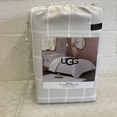 UGG Devon Queen Comforter Set w 2 Shams, Soft Bedding, Square Design - Gray