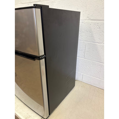Whirlpool 3.1 cu ft Mini Refrigerator Stainless Steel Reversible Door, 2 Shelves