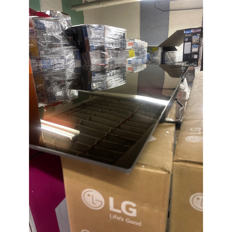 LG 77" Class OLED C3 Series Television 4K UHD OLED 120Hz Refresh Rate Smart TV
