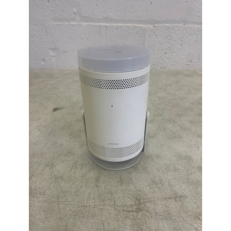 SAMSUNG Smart Portable Projector 30”-100” The Freestyle 2nd Gen with Gaming Hub