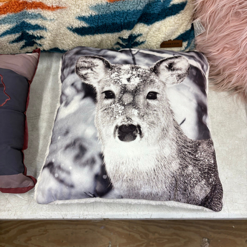 Assortment of 7 Pillows, Square Throw Pillows & Rectangular Body Pillow