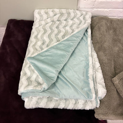 LOT-of-5 Throw Blankets, Warm Cozy Soft Plush, Reversible, Purple & Green