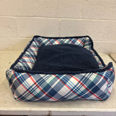 Nautica Rectangle Pet Bed 30"x 24"x 8" Dog Bed Plaid Multicolor Design - Medium