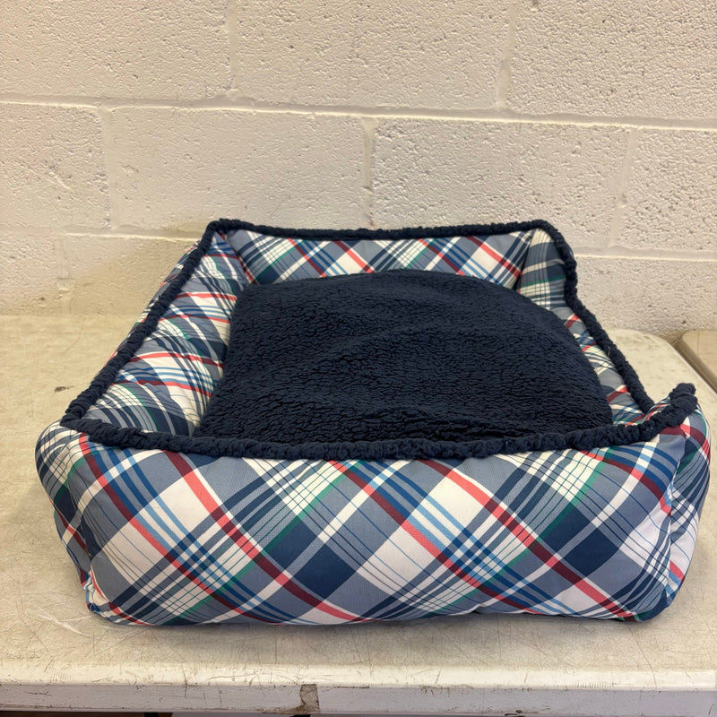 Nautica Rectangle Pet Bed 30"x 24"x 8" Dog Bed Plaid Multicolor Design - Medium