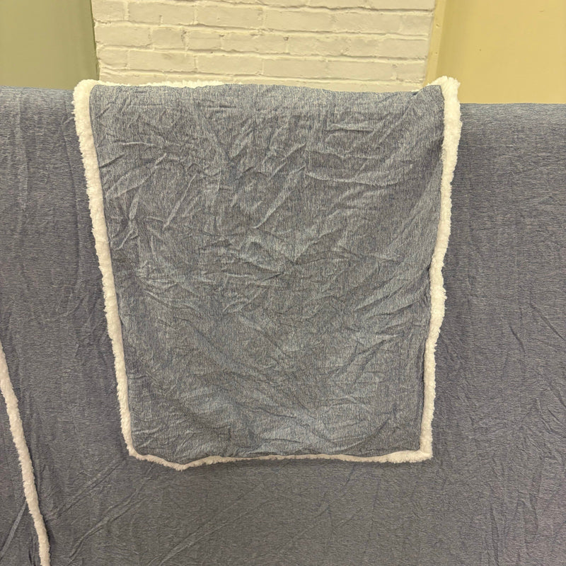 UGG Queen Comforter & 1 Pillow Sham Soft Fuzzy Side & Smooth Side, Blue / White