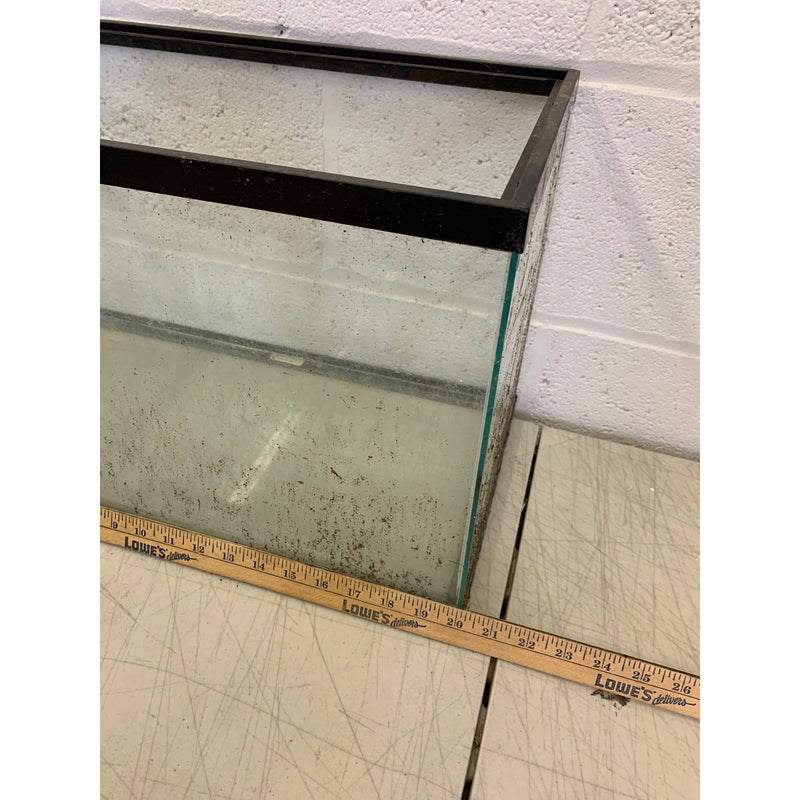 10 Gallon Fish Tank Reptile Enclosure, Terrarium, Aquarium NO LID 20" x 10"