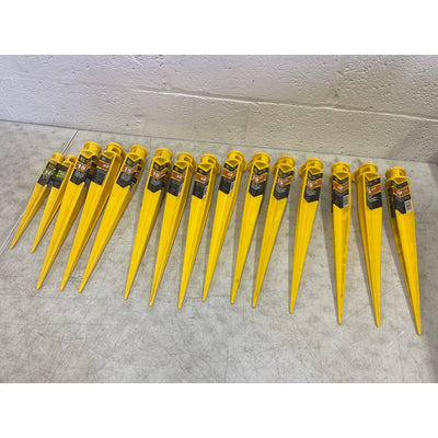 Juego de 13 estacas de anclaje multiusos para exteriores LTL Home Products de 15" y 13" amarillas