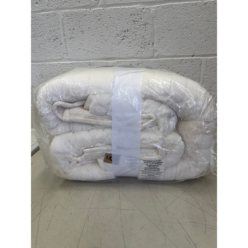 UGG Quincy 3pc Full/Queen Quilt Set, 1 Quilt & 2 Shams, Soft & Cozy - White
