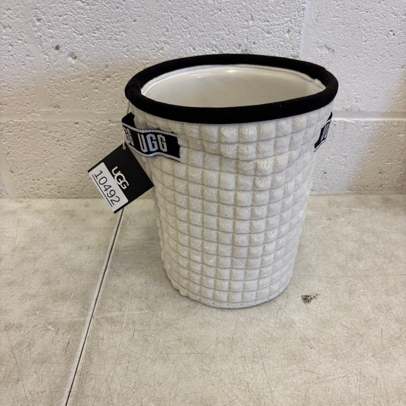 Ugg Avery Waste Bin with Plastic Insert & Soft Outer Cover, 9" x 10.5" - White