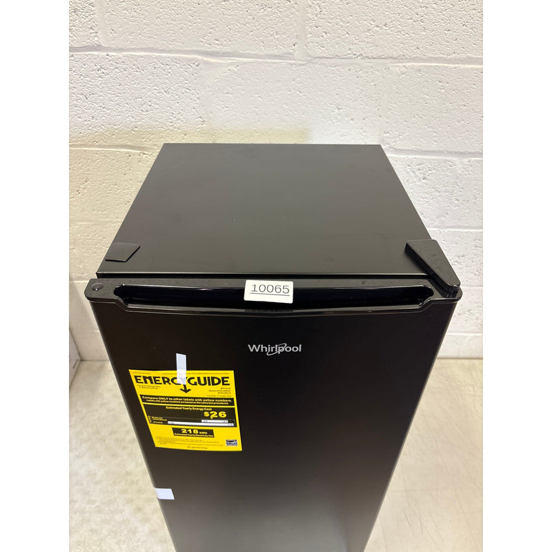 Whirlpool 3.3cu ft Mini Refrigerator Reversible Door Adjustable Thermostat Black