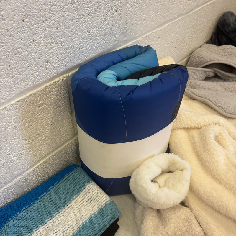 Lot-of-12 Soft Goods, Dino Sleeping Bag, 3 Unicorn Rug, 1 Dino Rug, Robe, 4 Blankets