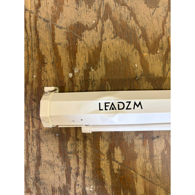 Pantalla de proyección motorizada Leadzm de 92" 16:9, 80" x 45", con área de visualización abollada