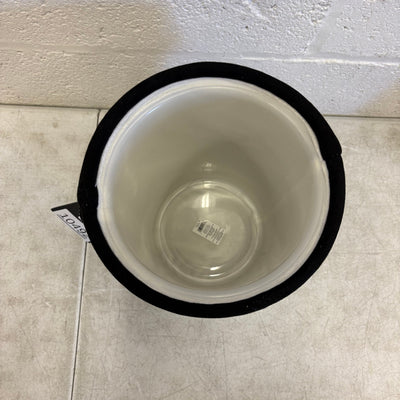 Ugg Avery Waste Bin with Plastic Insert & Soft Outer Cover, 9" x 10.5" - White