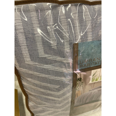 Urban Habitat Queen Comforter Set w 2 Shams Geometric Matelasse Jacquard