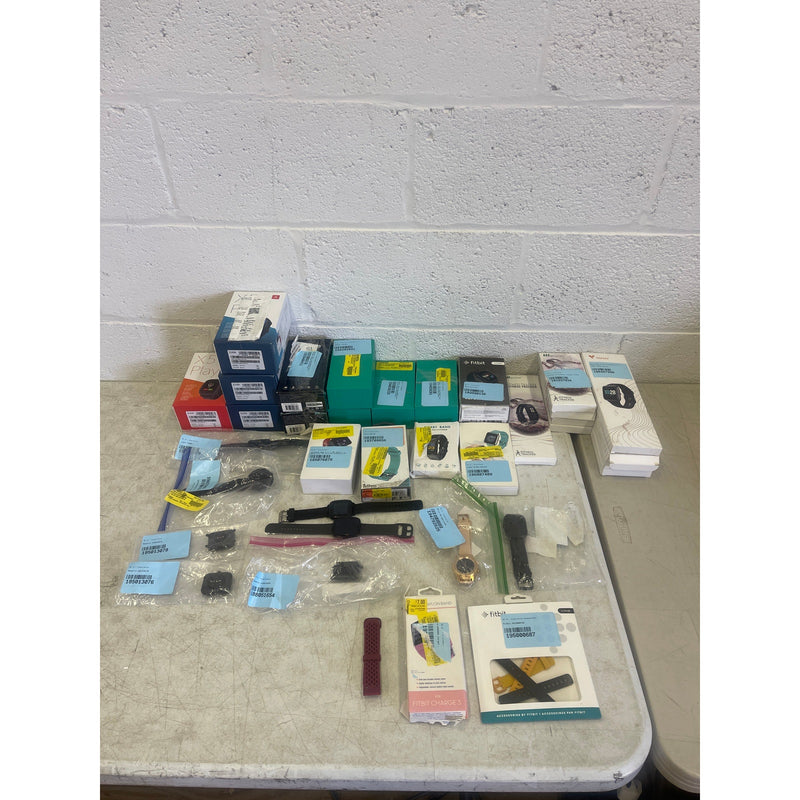 Lot of 32 Smart Watches, Mixed Condition, Amazfit, 3Plus, Xplora, Willful, Yamay