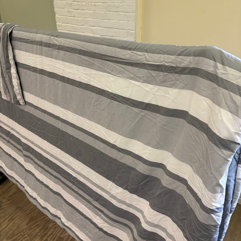 Thomasville Queen Comforter Set w 1 Pillow Sham, Dual Sided Gray/White Stripes
