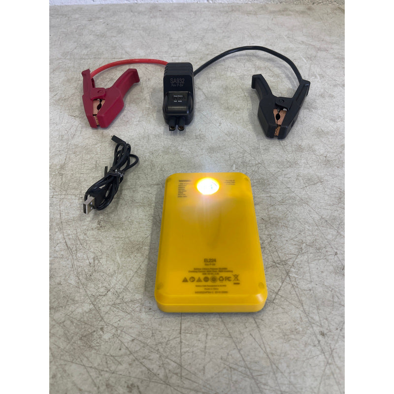 EverStart 600A, 12V Automotive Lithium Ion Jump Starter & Portable Power Pack
