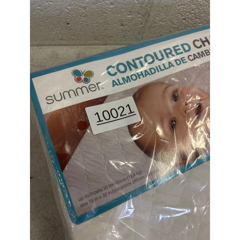 Summer Infant Contoured Changing Pad 32 x 16 inches with Safety Buckle - White