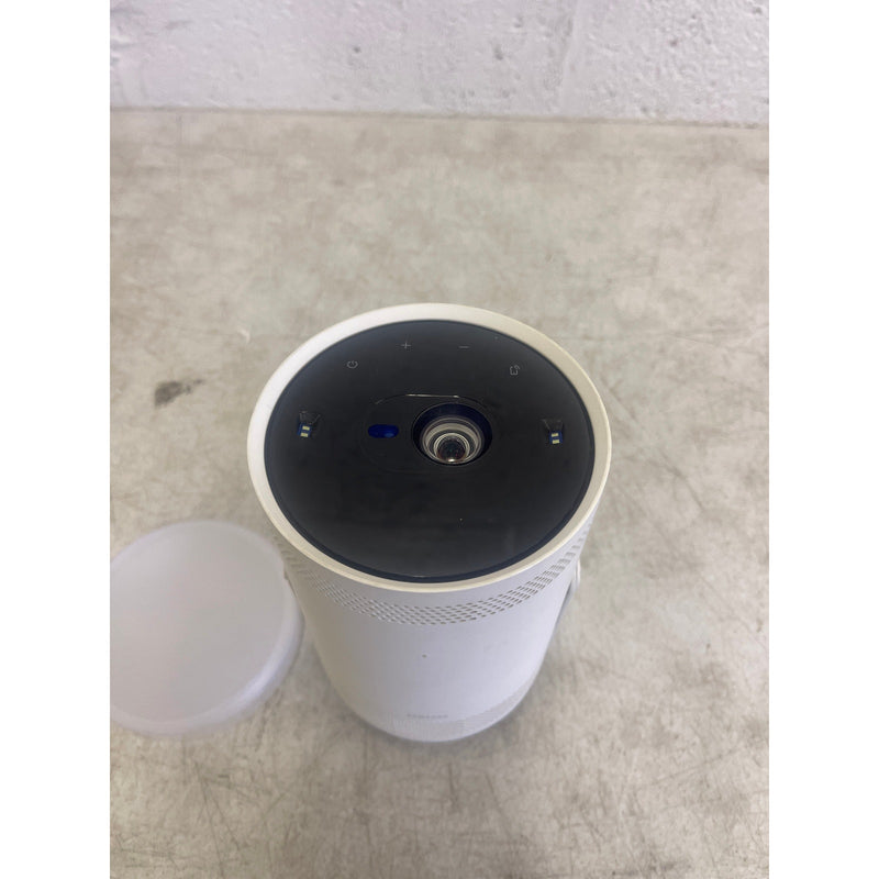 SAMSUNG Smart Portable Projector 30”-100” The Freestyle 2nd Gen with Gaming Hub