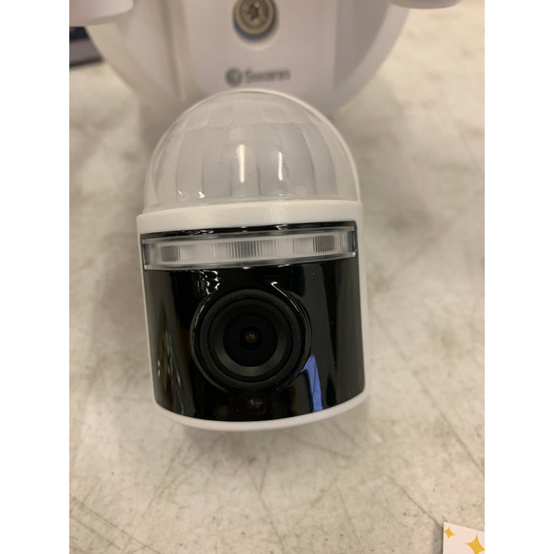 Swann Wi-Fi 4K UHD Security Cameras, Motion Activated Floodlight, Night Vision