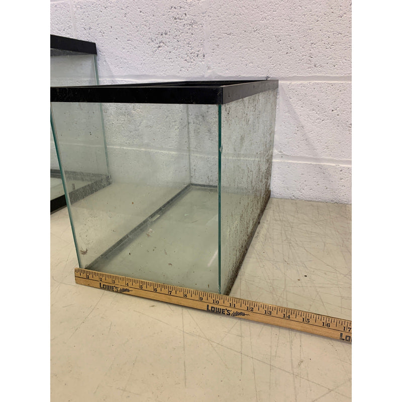 10 Gallon Fish Tank Reptile Enclosure, Terrarium, Aquarium NO LID 20" x 10"