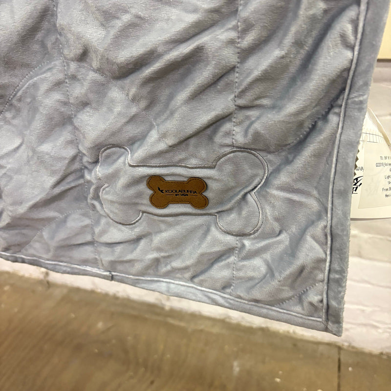 Koolaburra by Ugg Dog Blanket 40" x 50" Soft, Lightweight, Thin - Gray