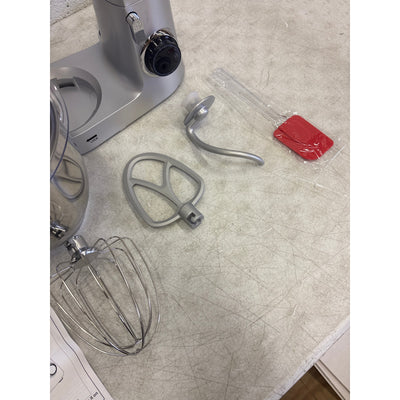 Zurio Stand Mixer with Egg Whisk, Flat Beater & Dough Hook - SM-1531NP, Silver