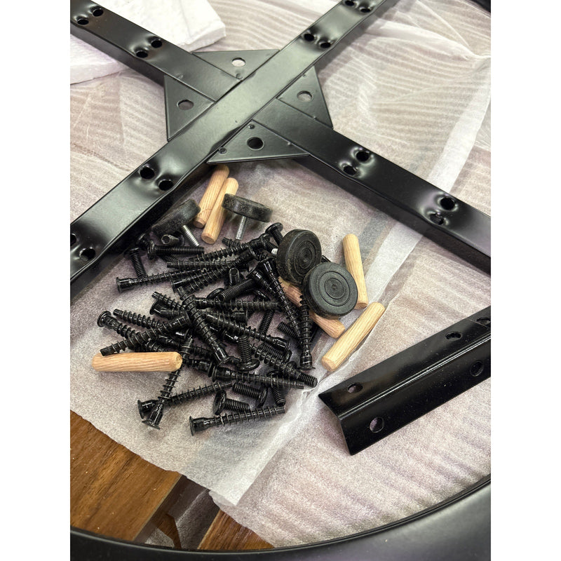 Tribesigns Round Dining Table, 47" Wooden Kitchen Table Dinner Table Brown, READ