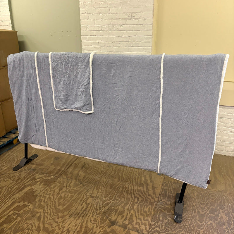 UGG Queen Comforter & 1 Pillow Sham Soft Fuzzy Side & Smooth Side, Blue / White