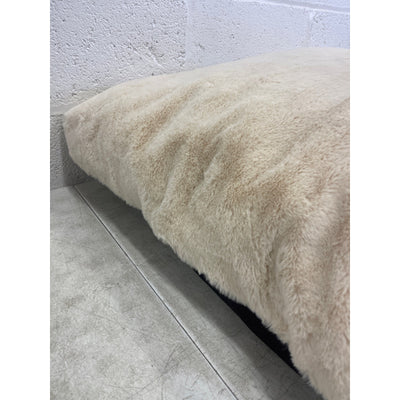 Lilly Paws Luxury Plush Comfy Dog Bed Sherpa Xtra Large, 39" x 32" x 12" - Cream / Black
