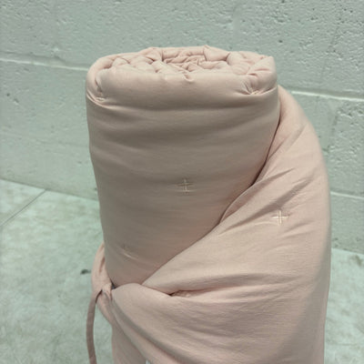 Mainstays Queen Comforter 2 Pillow Shams Plain Design Tiny X's Stitching - Pink