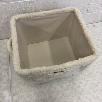 Koolaburra by Ugg Soft Fuzzy Storage Bin 17"x15"x12" Basket with Handles, White