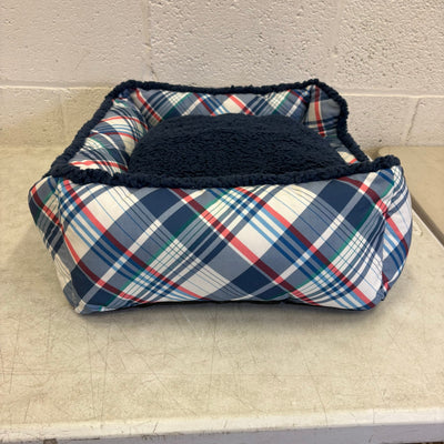 Nautica Rectangle Pet Bed 24" x 22" x 8" Dog Bed Plaid Multicolor Design - Small