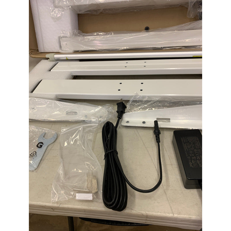 Escritorio de pie Flexispot con controlador de memoria multibotón, blanco EN1W-V2