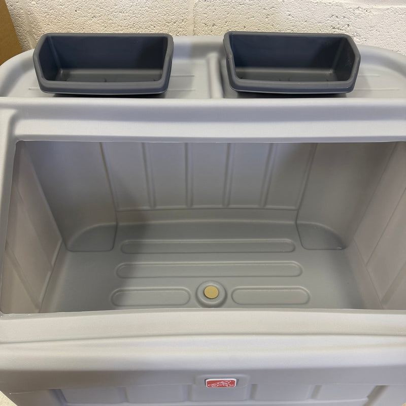 Step2 2-in-1 Toy Box & Art Lid, Storage Bin & Organizer, Easel & Chest (Gray)