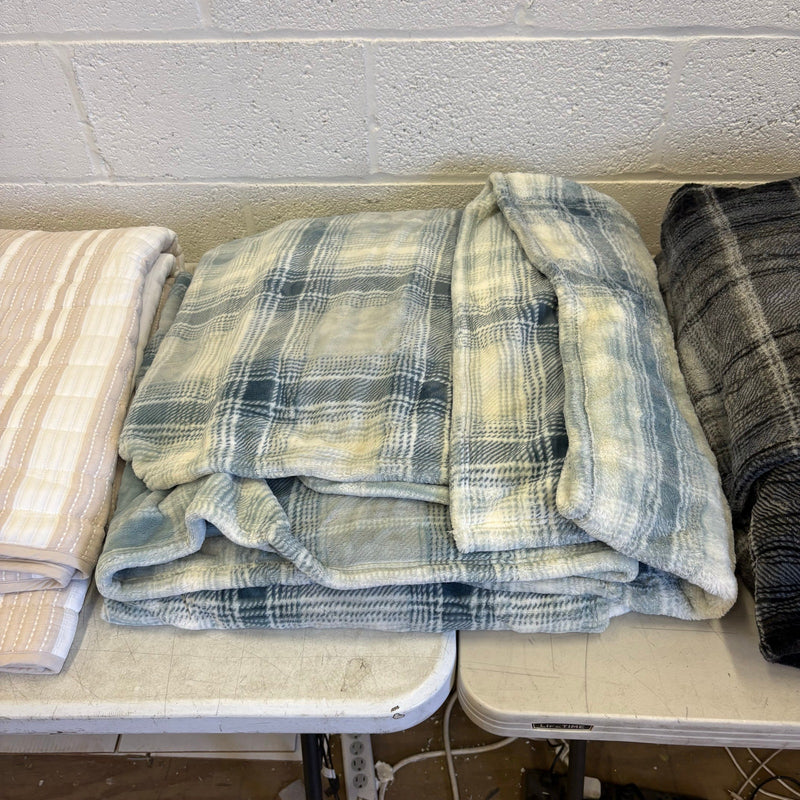 Mix-of-4 Blankets Plush & Soft Throws, Quilted Striped Plaid, Black, Red, Tan